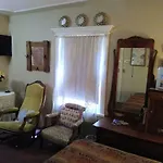 The Palm Hotel
