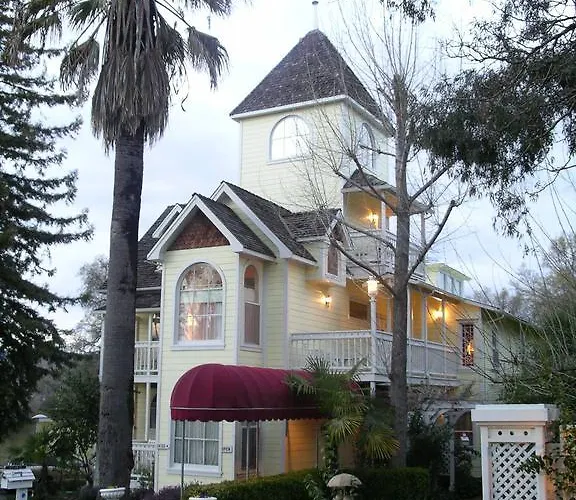 The Palm Hotel