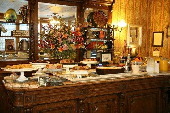 The Palm Hotel Bed & Breakfast