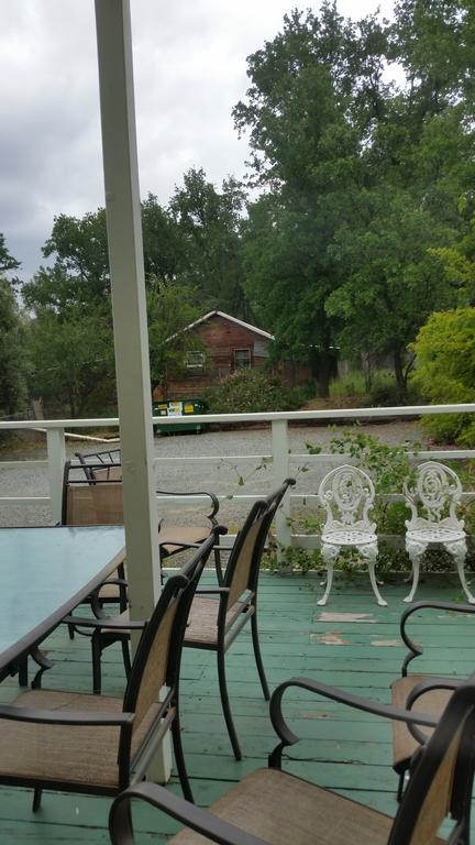 Bed & Breakfast The Palm Hotel Jamestown