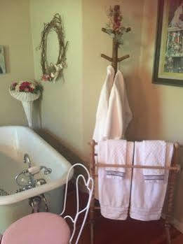 The Palm Hotel Bed & Breakfast Jamestown