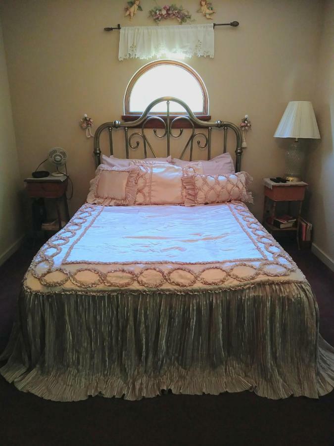 Bed & Breakfast The Palm Hotel Jamestown